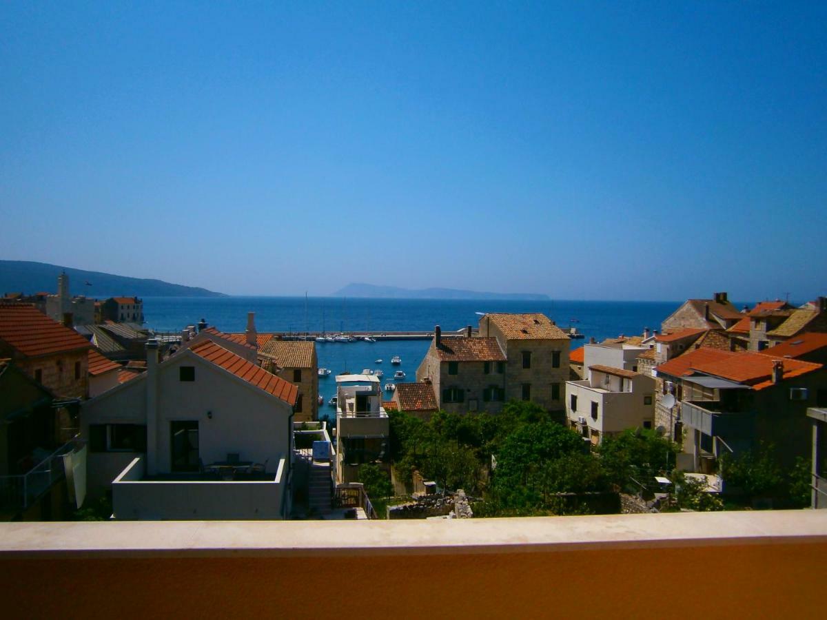 Apartment Willy Komiza Bagian luar foto